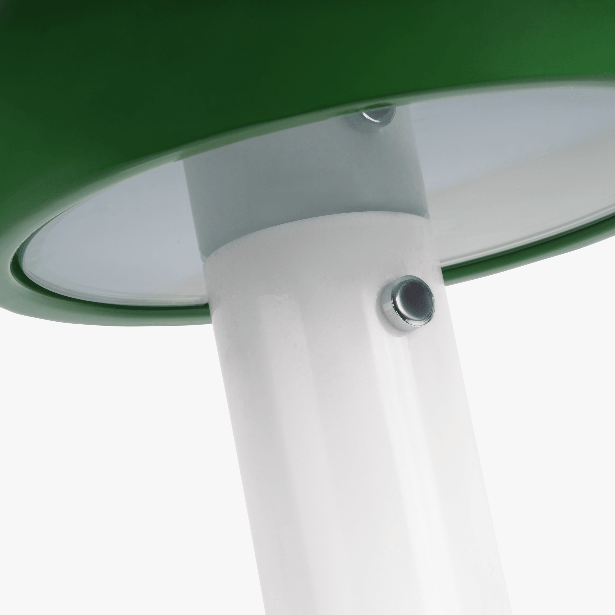 Pisano Table Lamp in Green - Bottom