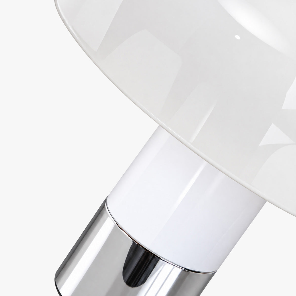 Giulia Table Lamp in White - Base
