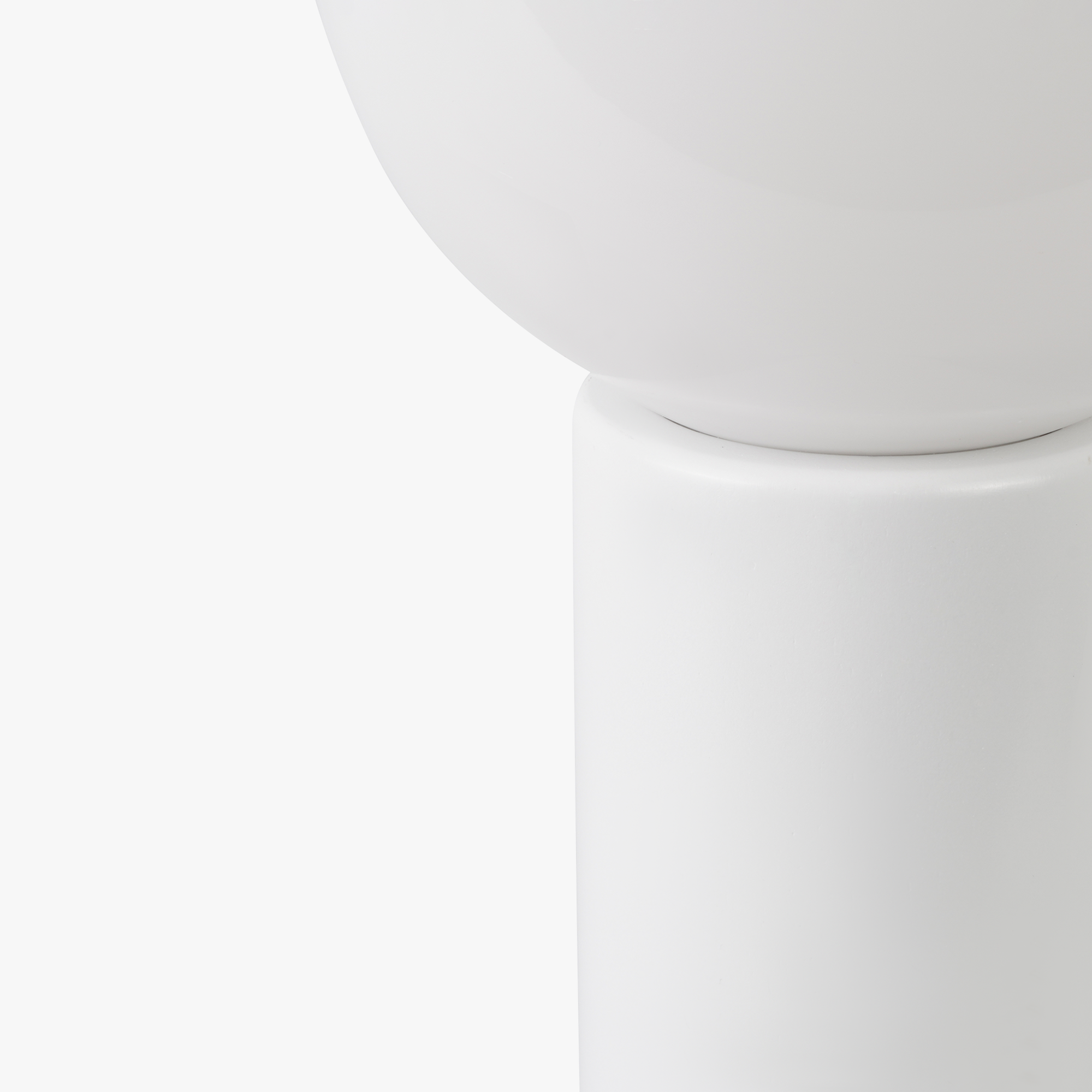Palo Table Lamp