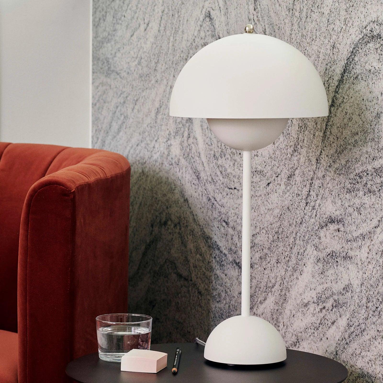 Parobol Table Lamp