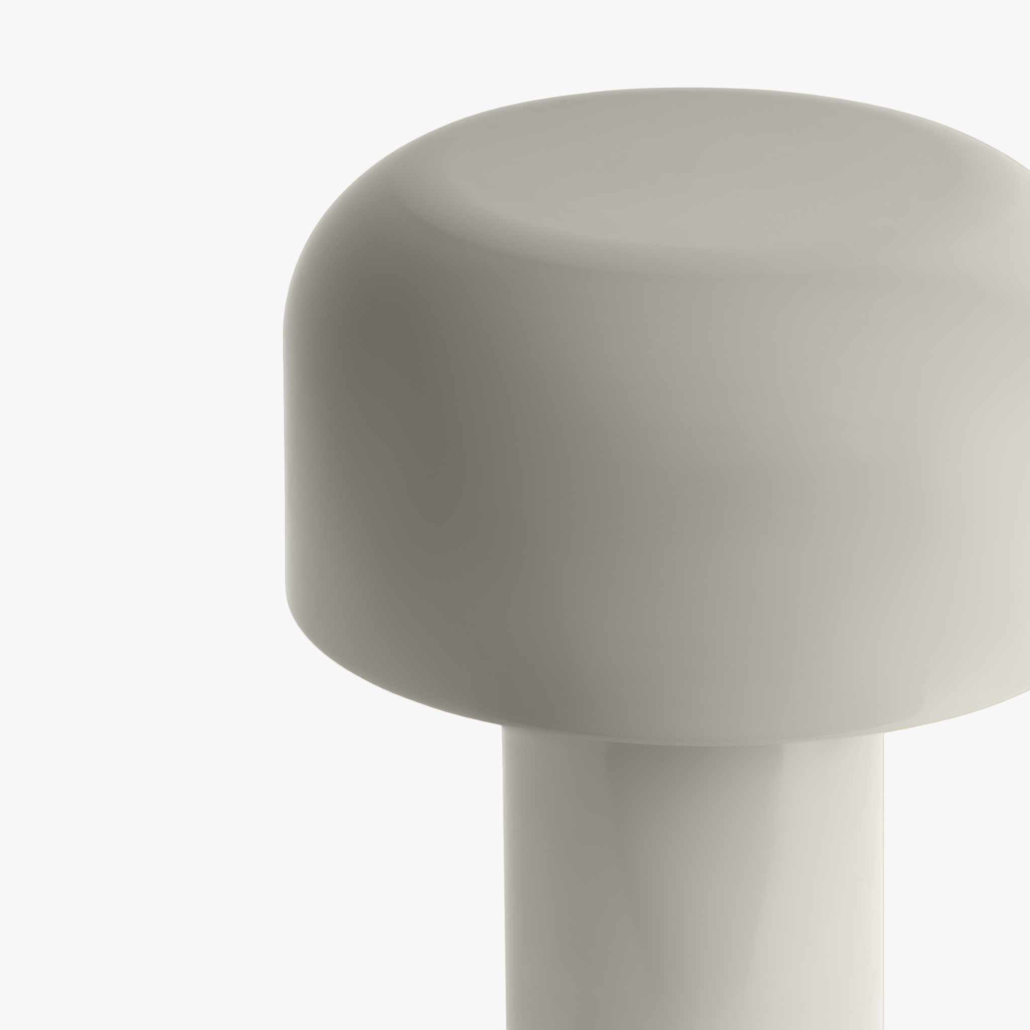 Pomello Portable Lamp